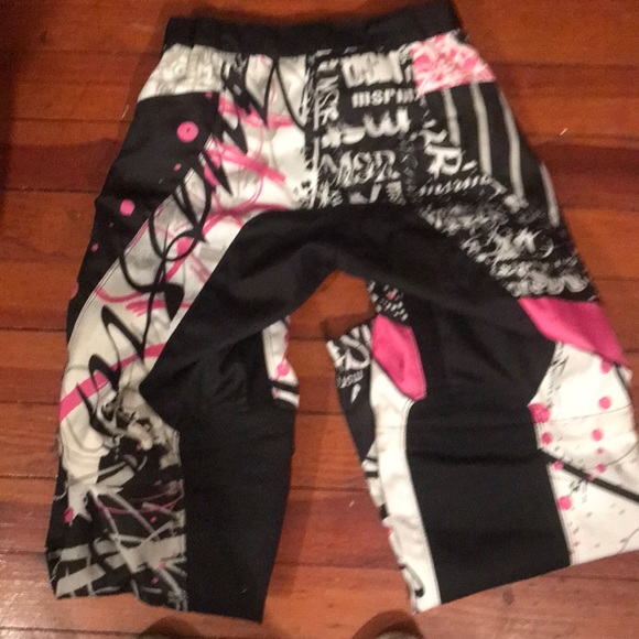 Four wheeler riding pants for women - Picture 2 of 4